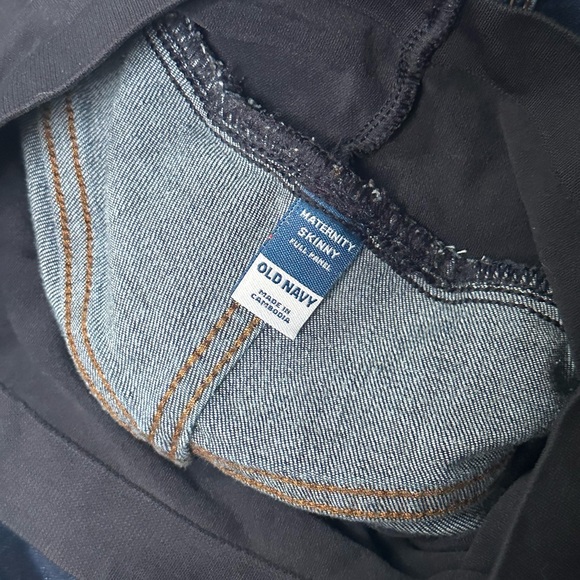 Old Navy Maternity Full Panel Tall Skinny Jeans - Picture 6 of 8